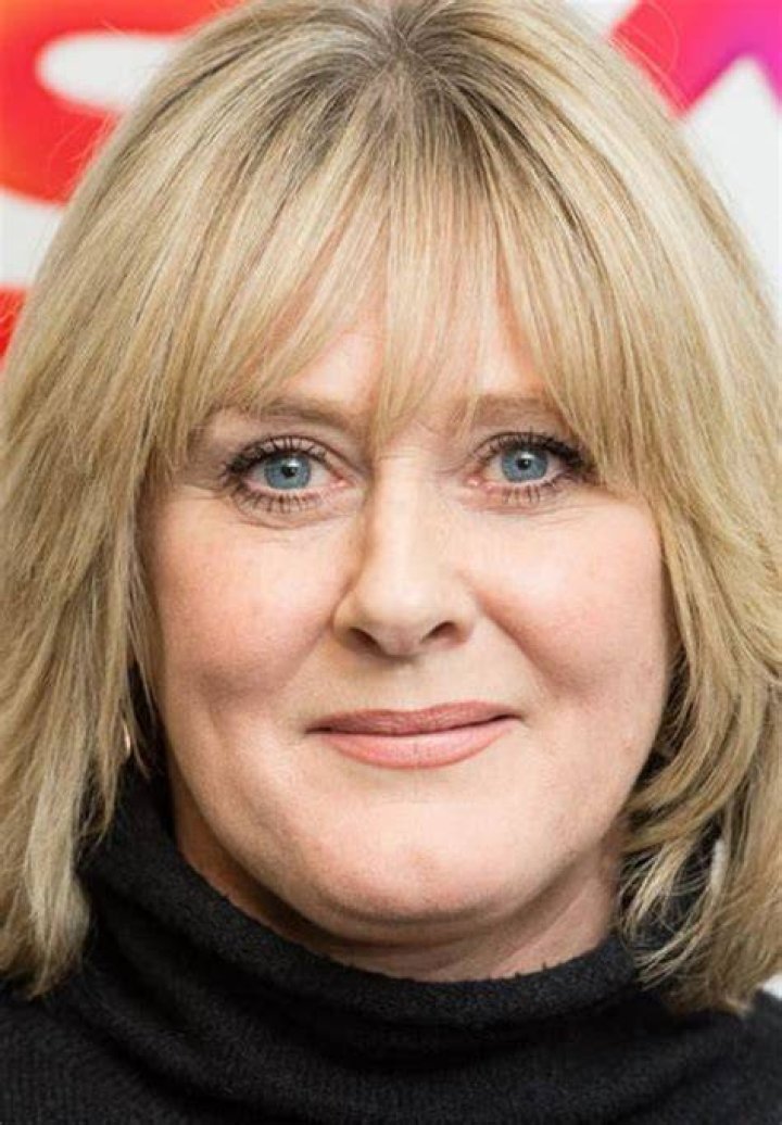 Has Sarah Lancashire Put on Weight? Understanding the Actress's Transformation