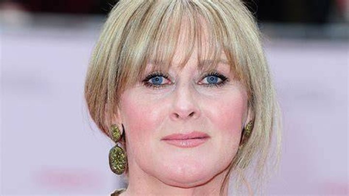 Sarah Lancashire Weight: A Comprehensive Guide to Her Fitness Journey and Health Insights