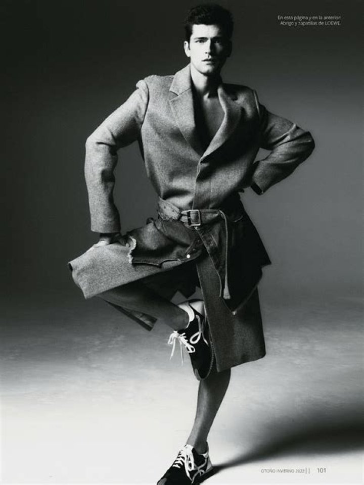 Sean O'Pry: The Iconic Male Model Who Redefined Fashion